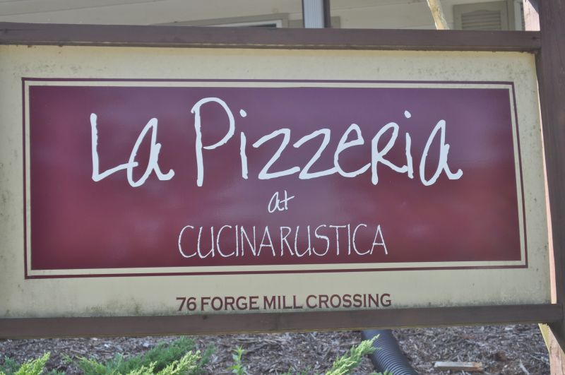 La Pizzeria Restaurant in the Blue Ridge mountains of North Georgia
