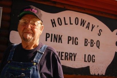 The Pink Pig BBQ restaurant in the Blue Ridge mountains of North Georgia